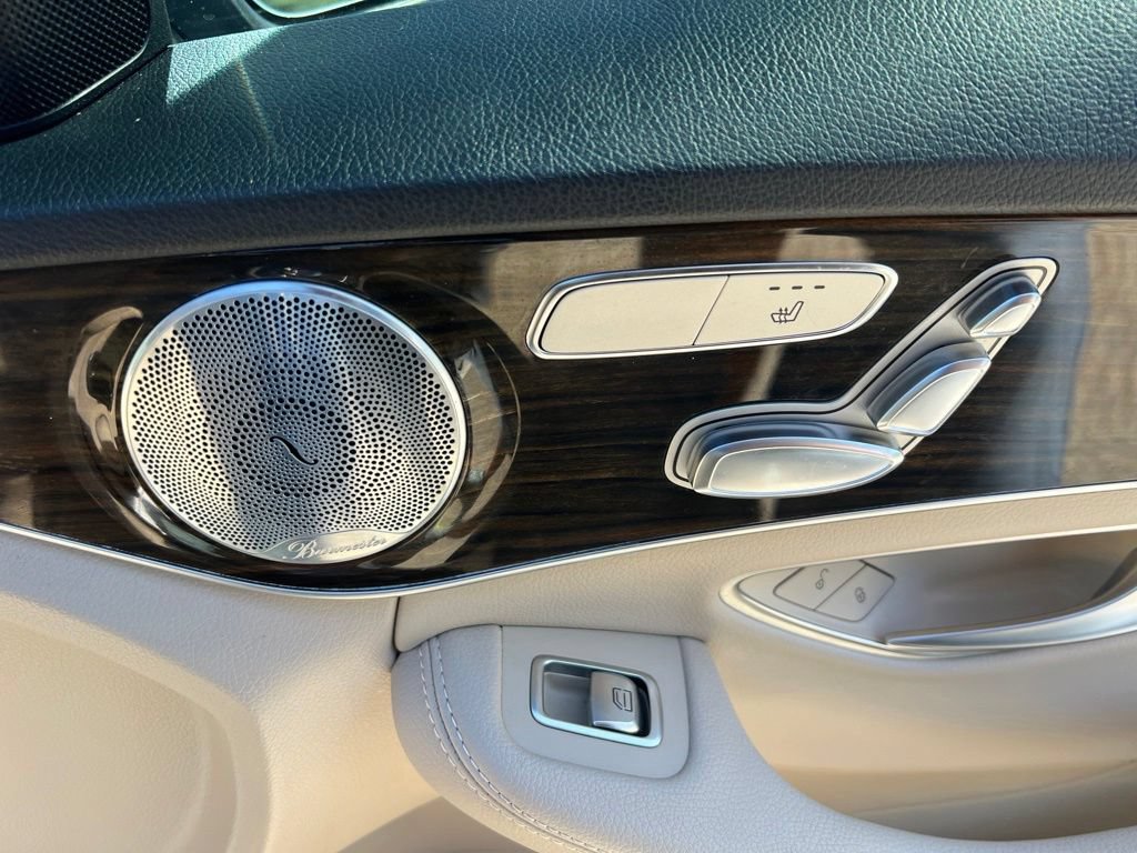 Used 2021 Mercedes-Benz C 300 Sedan image 16
