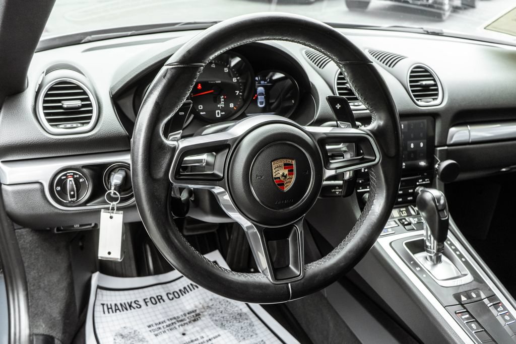 Used 2018 Porsche 718 Cayman RWD image 8