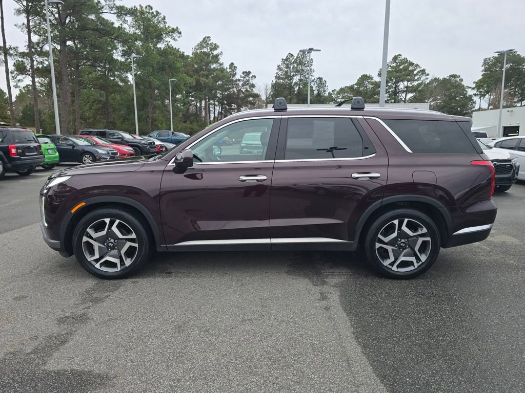 Used 2023 Hyundai Palisade Limited image 2