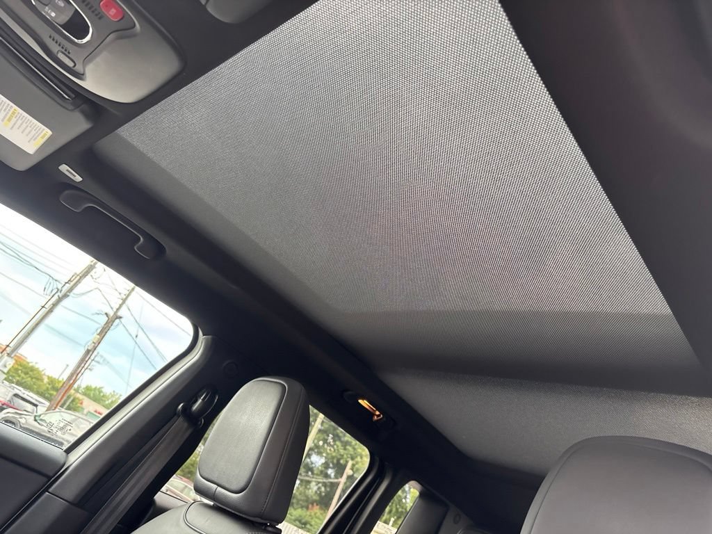 Used 2020 Jeep Renegade Altitude AWD/4WD image 21
