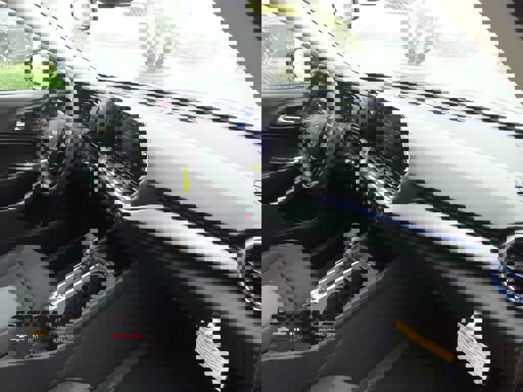 New 2026 Chevrolet Trax LS image 15