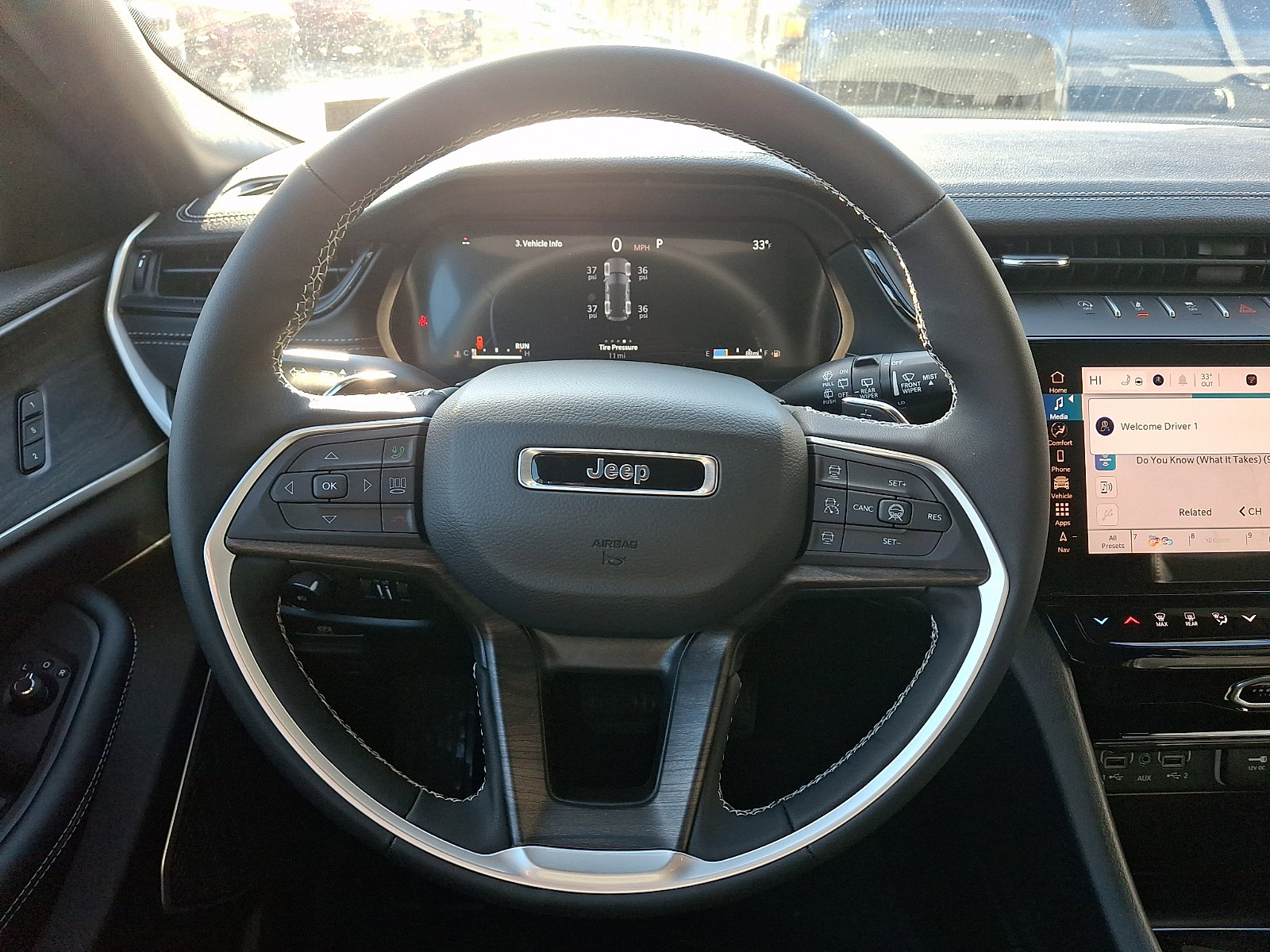 New 2026 Jeep Grand Cherokee Limited image 11