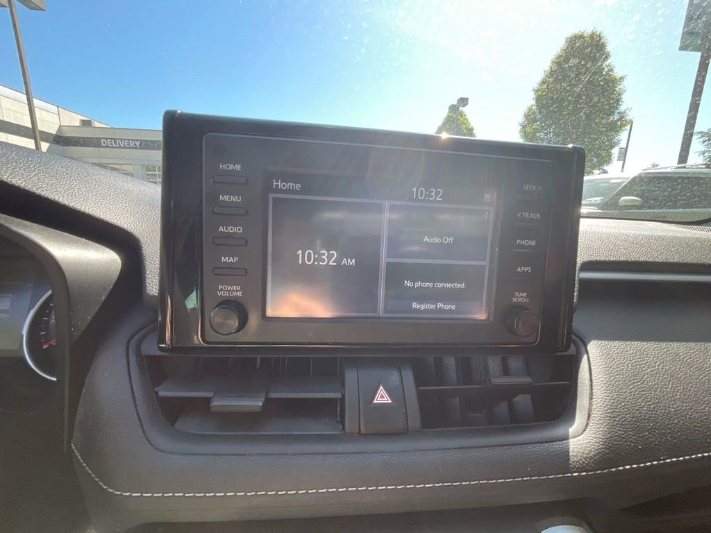 Used 2019 Toyota RAV4 LE w/ All Weather Liner Package AWD/4WD image 17