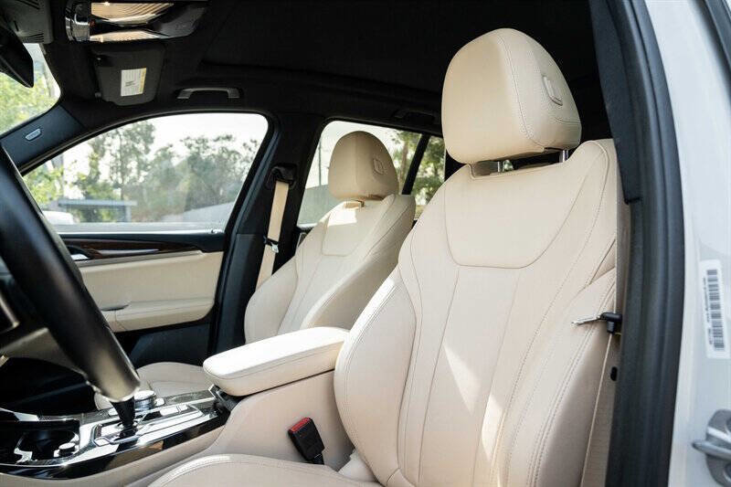 Used 2021 BMW X3 sDrive30i w/ Convenience Package image 10