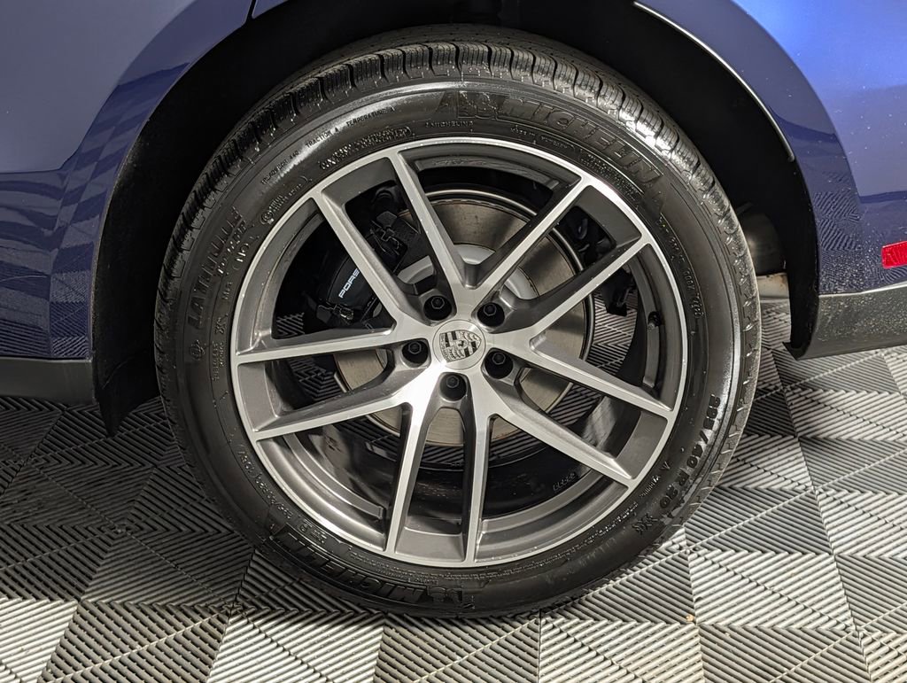 New 2026 Porsche Macan image 12