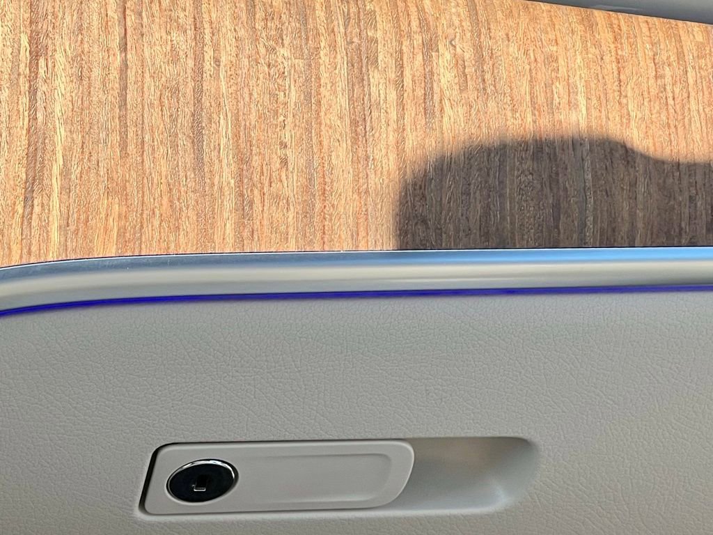 Certified 2022 Mercedes-Benz C 300 4MATIC Sedan image 40