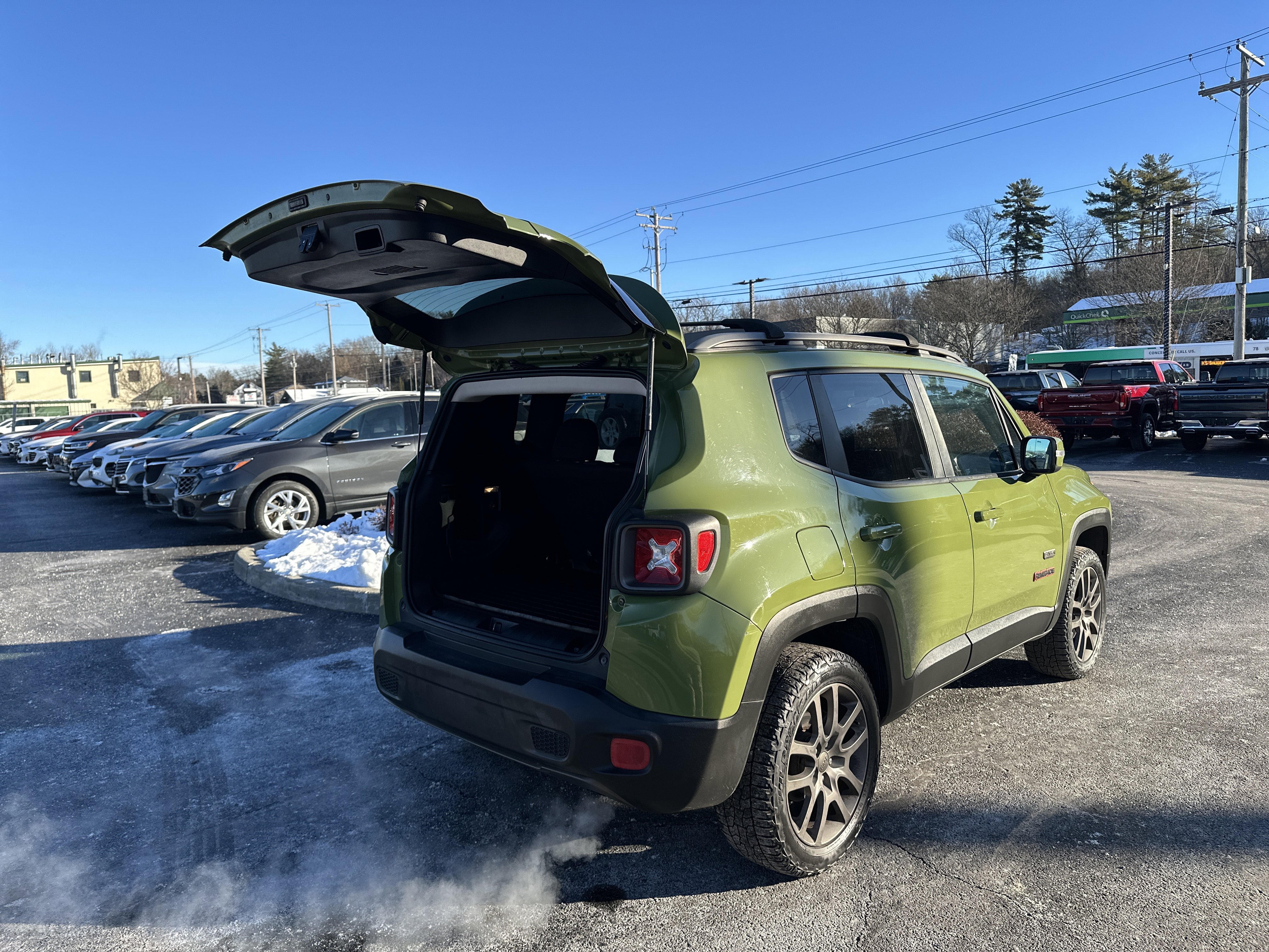 Used 2016 Jeep Renegade 75th Anniversary image 32