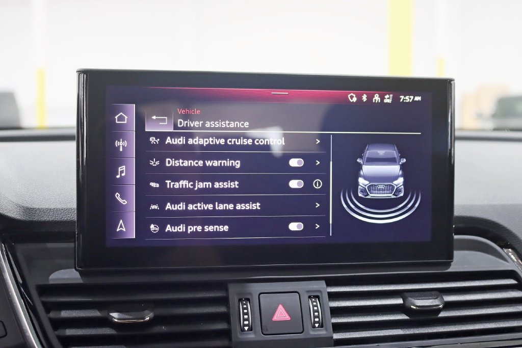 Used 2023 Audi SQ5 Prestige w/ Prestige Package AWD/4WD image 24