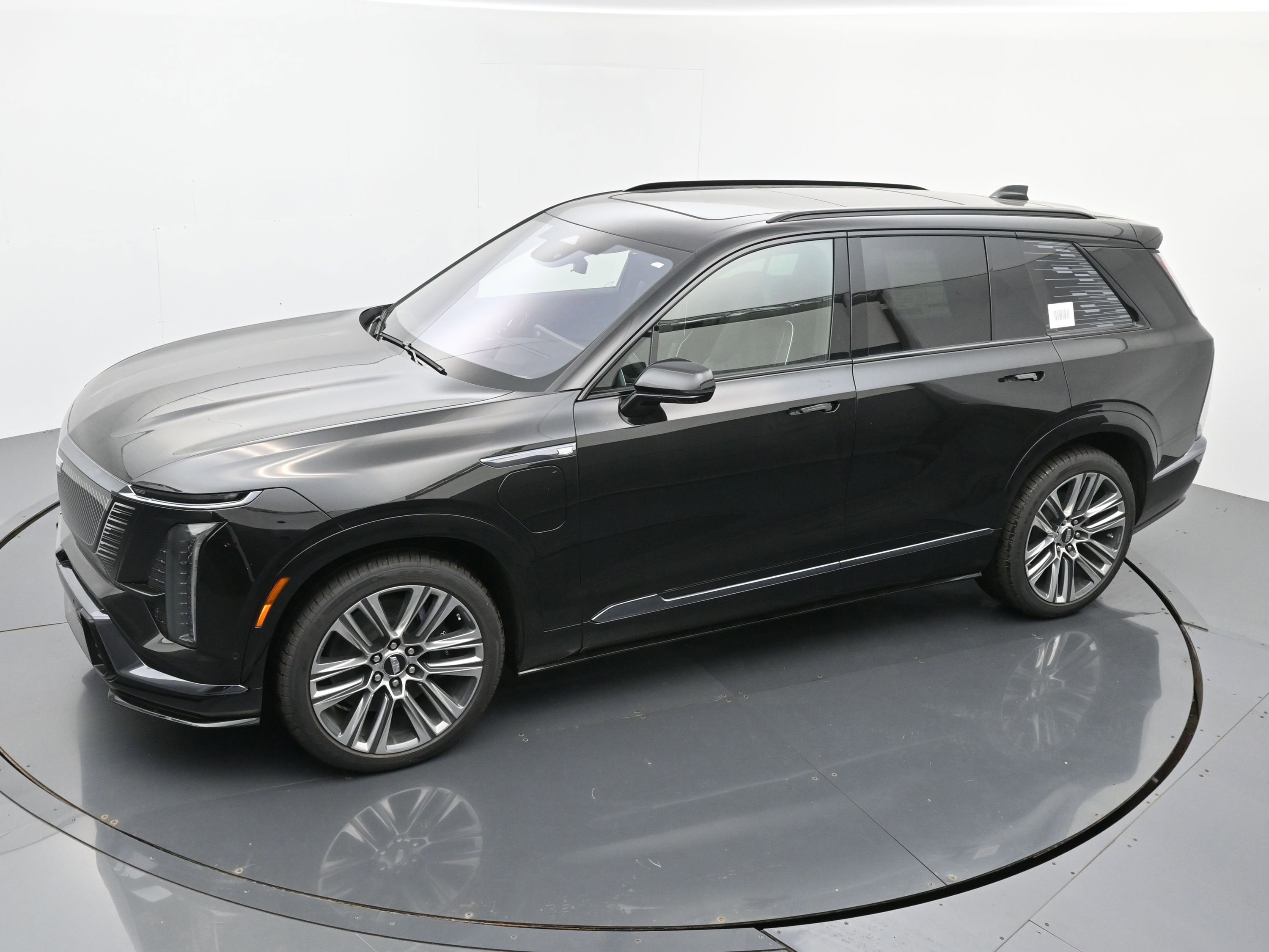 New 2026 Cadillac Vistiq Platinum w/ LPO, Floor Liner Package image 24