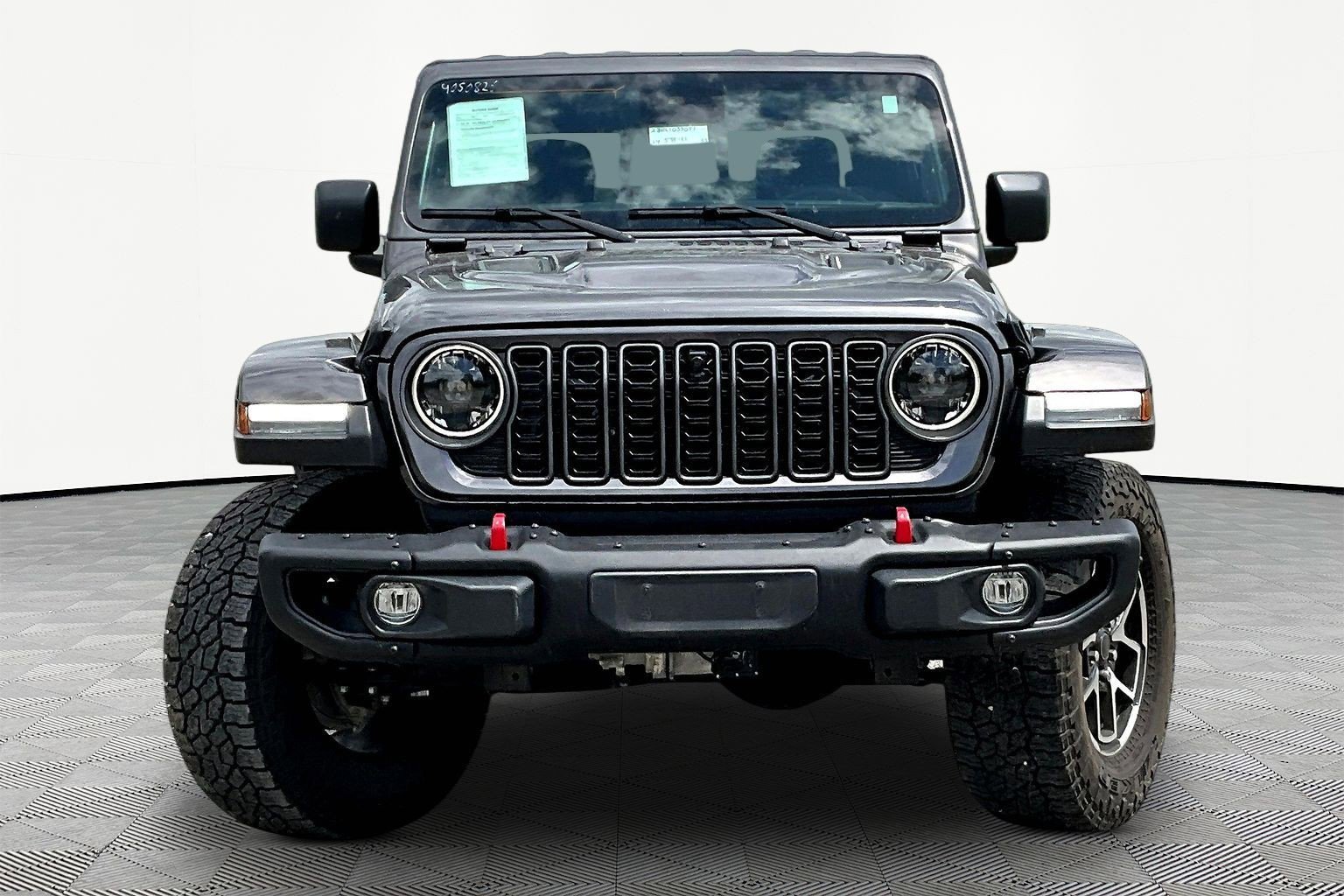 Used 2024 Jeep Gladiator Rubicon AWD/4WD image 2