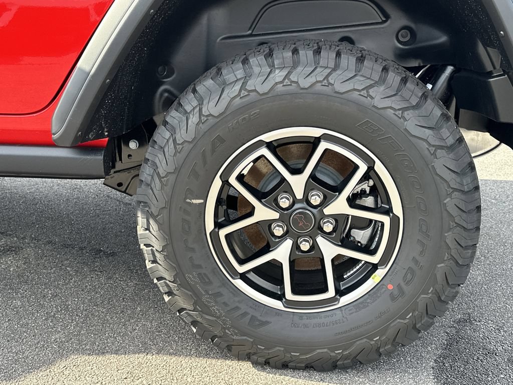 New 2026 Jeep Wrangler Unlimited Rubicon w/ Technology Group AWD/4WD image 19