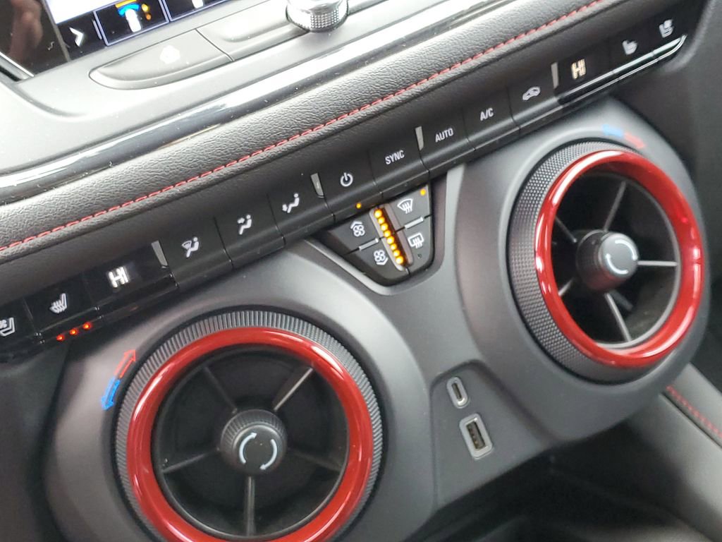 Certified 2020 Chevrolet Blazer RS image 24