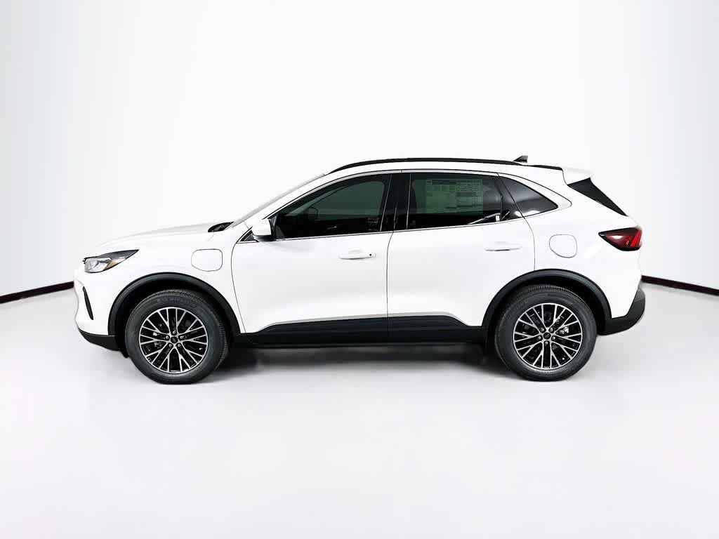 Used 2025 Ford Escape SE FWD image 3