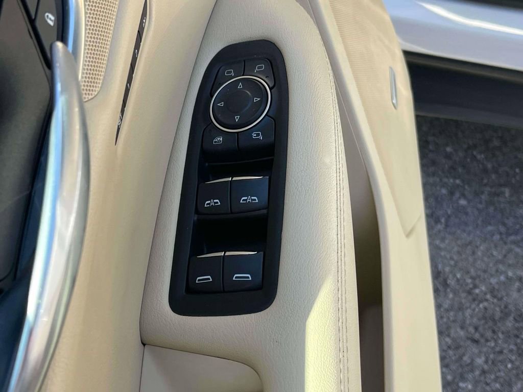 Used 2017 Cadillac XT5 Premium Luxury FWD image 25