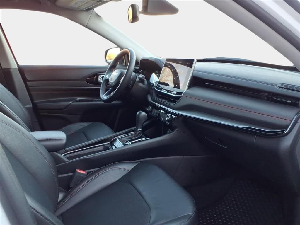 Certified 2022 Jeep Compass Trailhawk w/ Trailhawk Convenience Group image 16