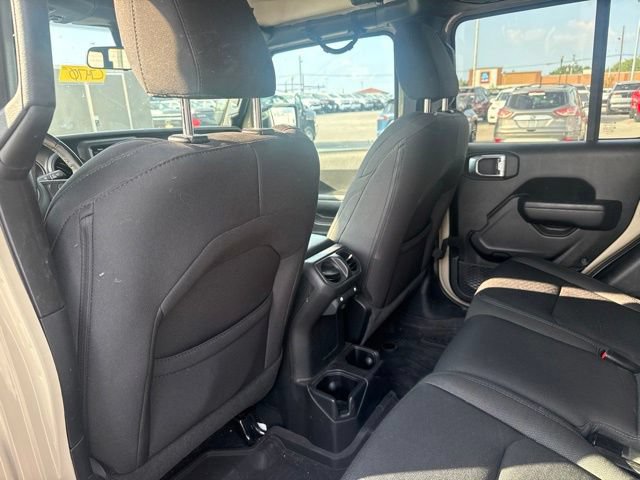 Used 2022 Jeep Gladiator Sport AWD/4WD image 15