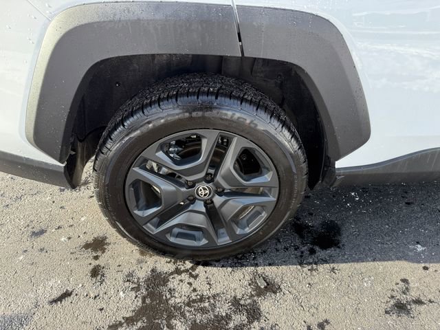 Used 2024 Toyota RAV4 Adventure AWD/4WD image 24