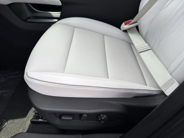 New 2026 Buick Envision Avenir image 12