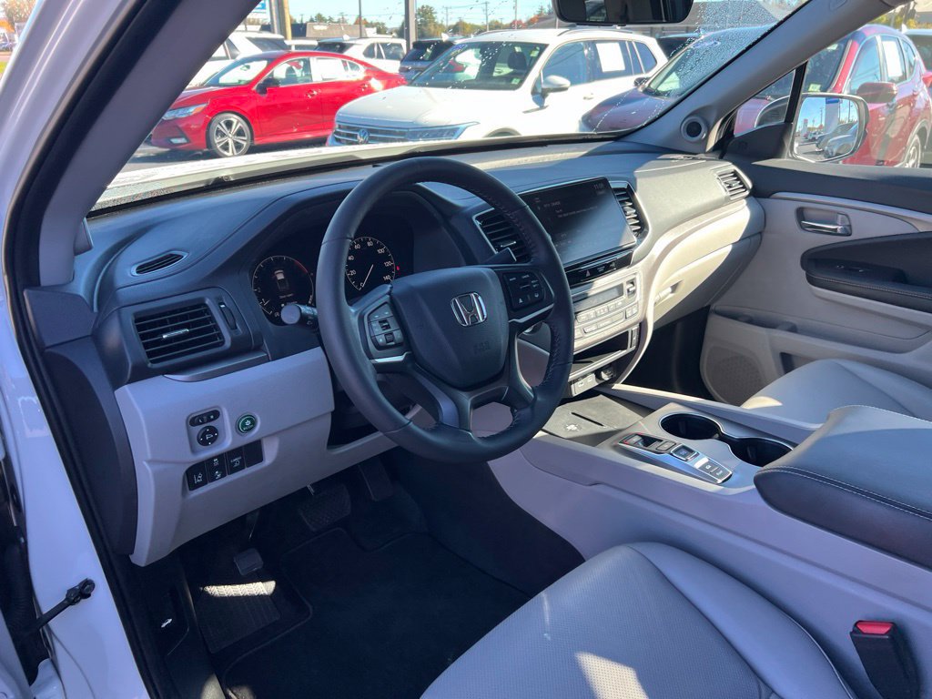 Certified 2024 Honda Ridgeline RTL image 9
