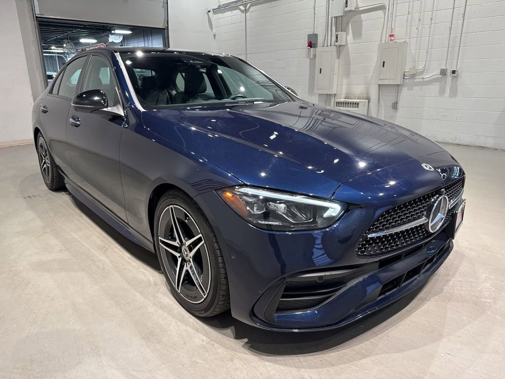 Used 2022 Mercedes-Benz C 300 4MATIC Sedan image 3