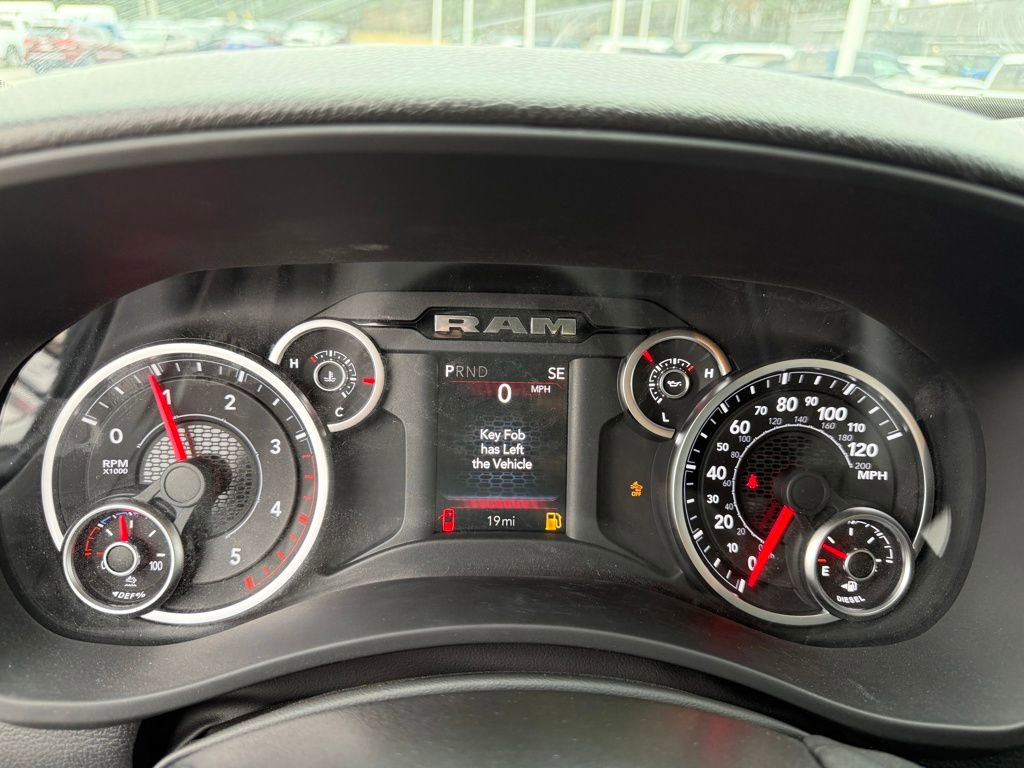 New 2026 RAM 2500 Tradesman AWD/4WD image 16