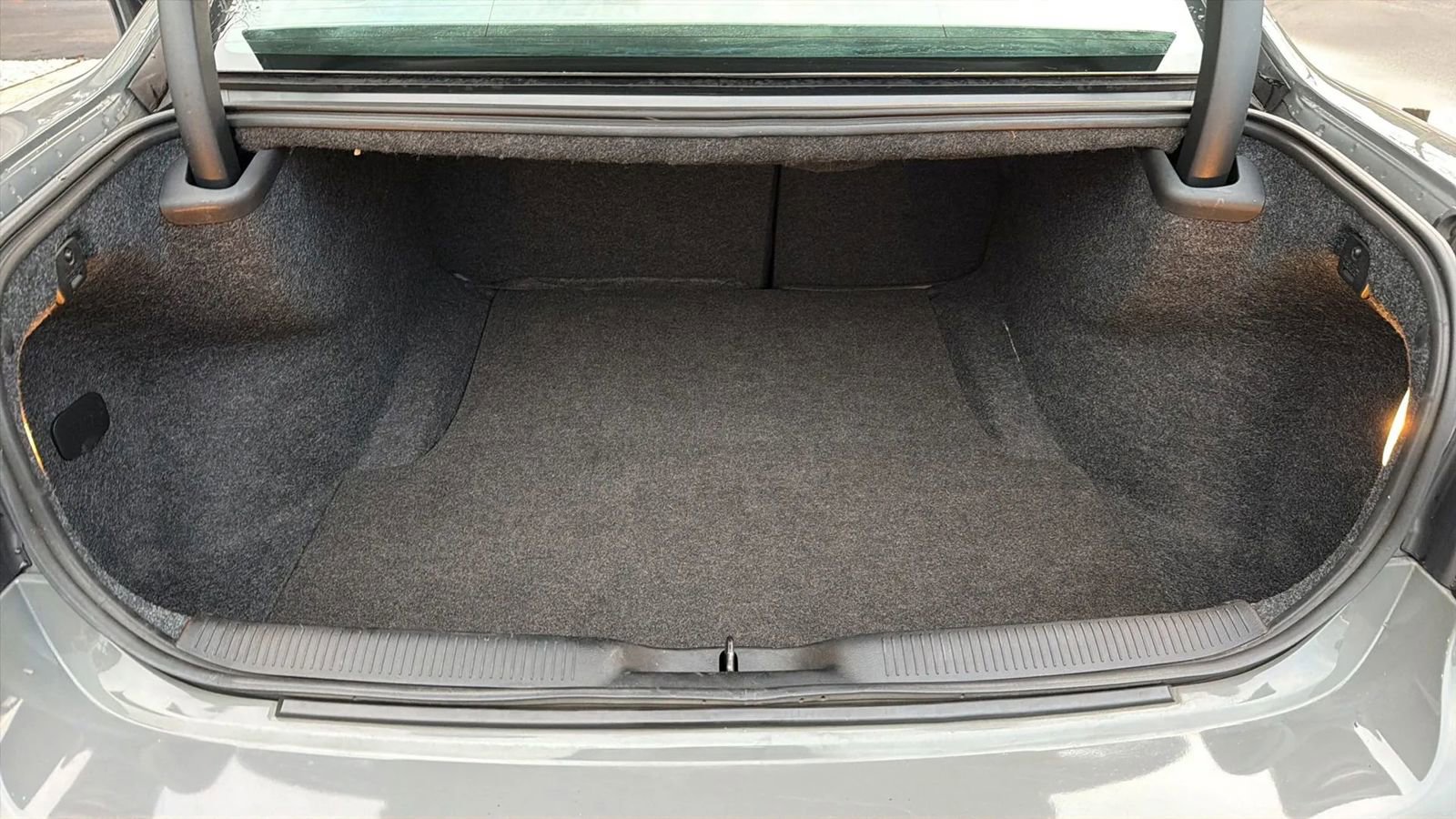 Used 2018 Dodge Charger R/T w/ Plus Group image 14