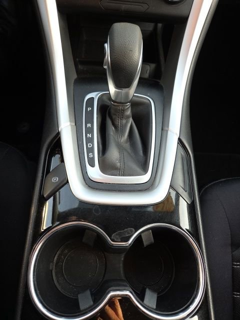 Used 2014 Ford Fusion SE image 17