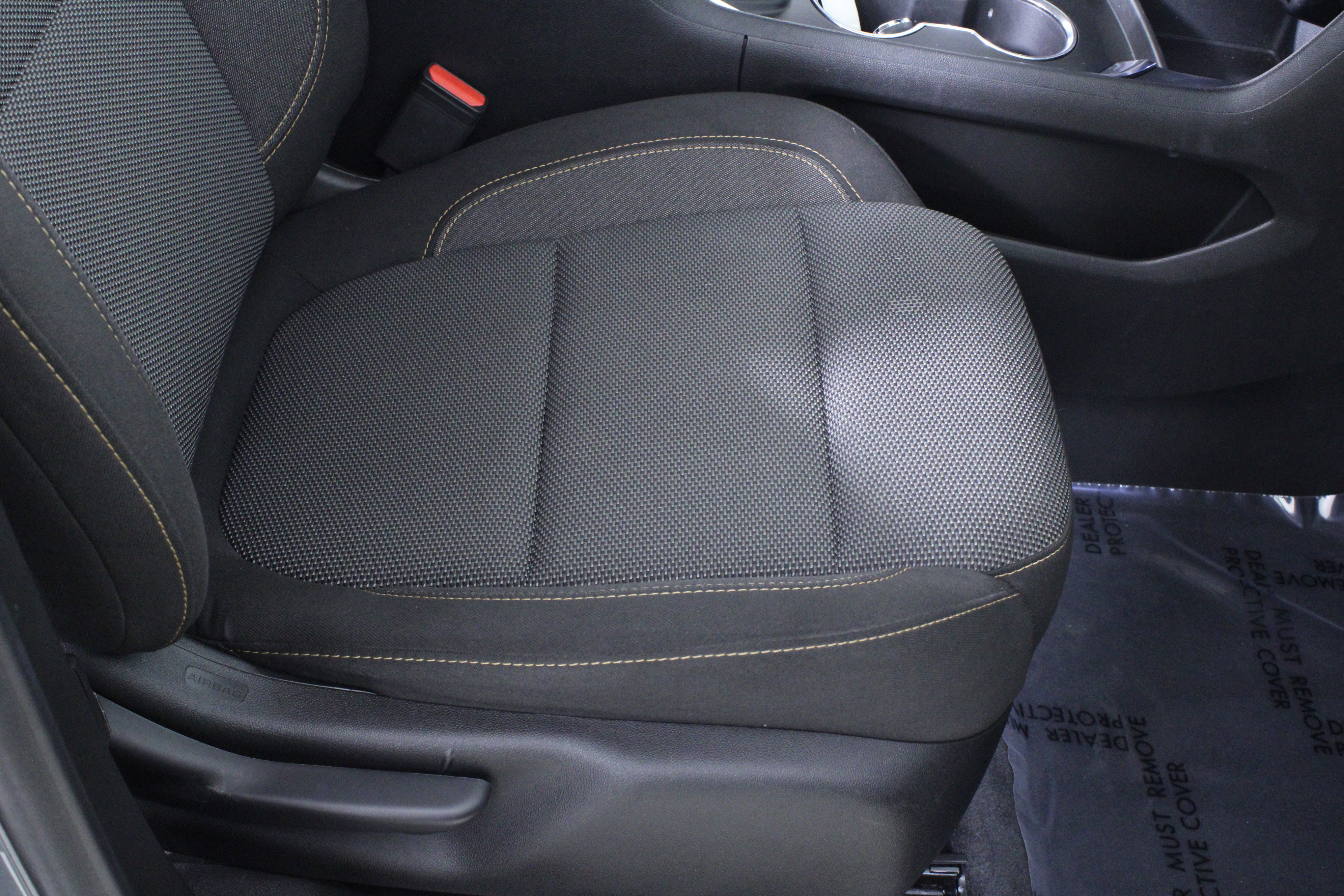 Used 2021 Chevrolet Traverse LS image 16