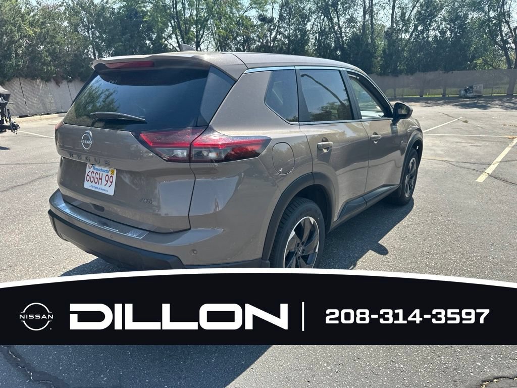 Certified 2025 Nissan Rogue SV AWD/4WD image 11