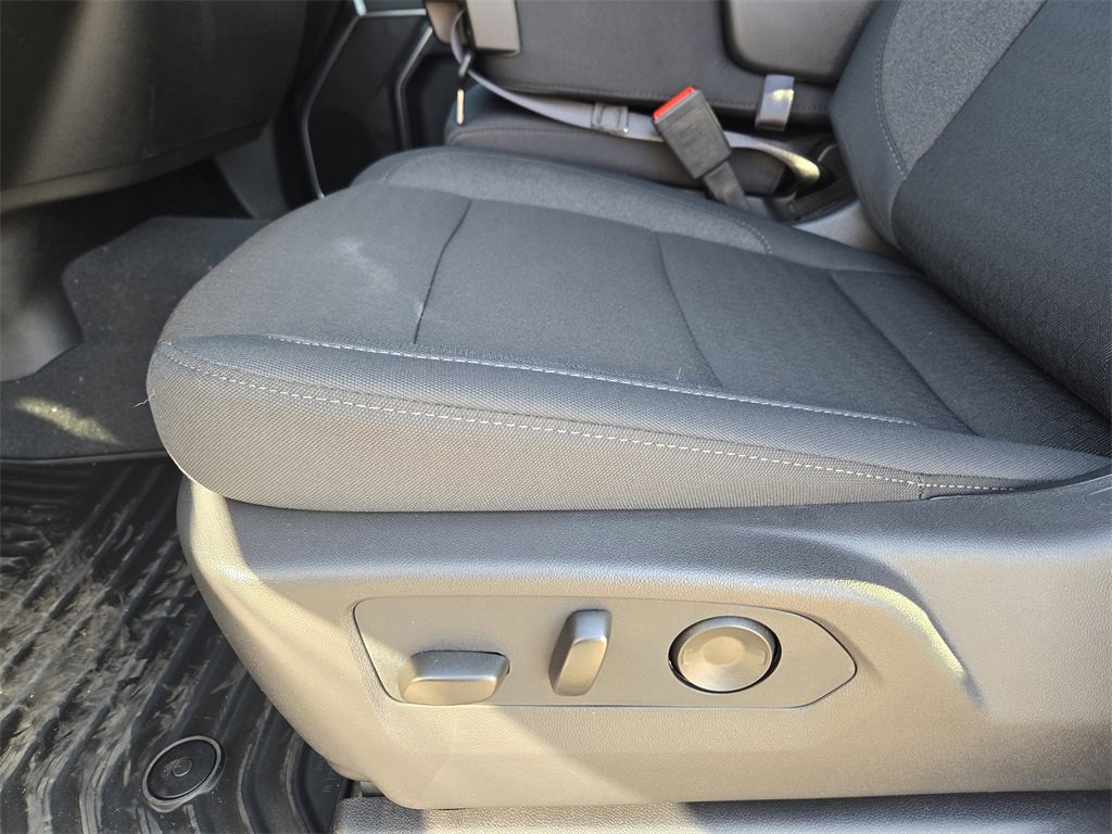 New 2026 Chevrolet Silverado 1500 LT w/ Convenience Package II image 13