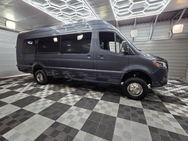 Used 2024 Mercedes-Benz Sprinter 3500 image 10