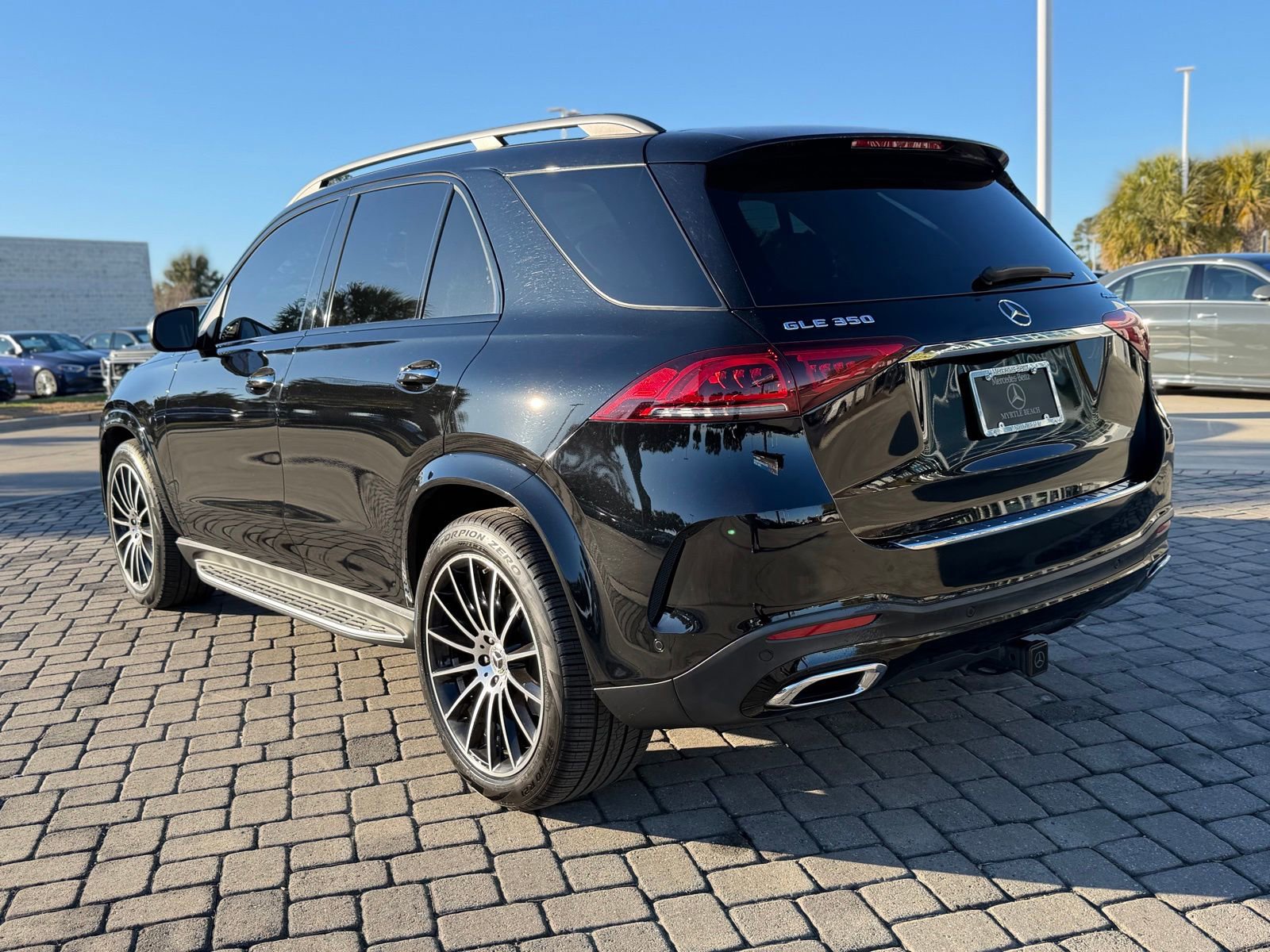 Used 2023 Mercedes-Benz GLE 350 4MATIC image 11