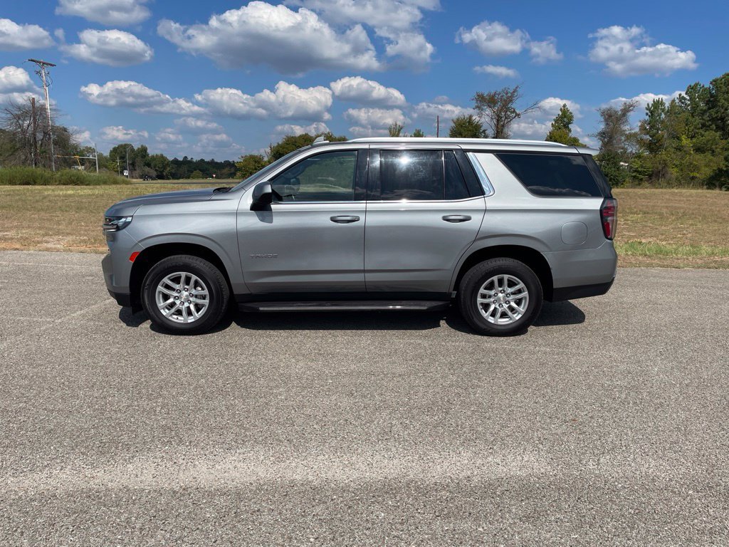 Used 2023 Chevrolet Tahoe LT AWD/4WD image 2