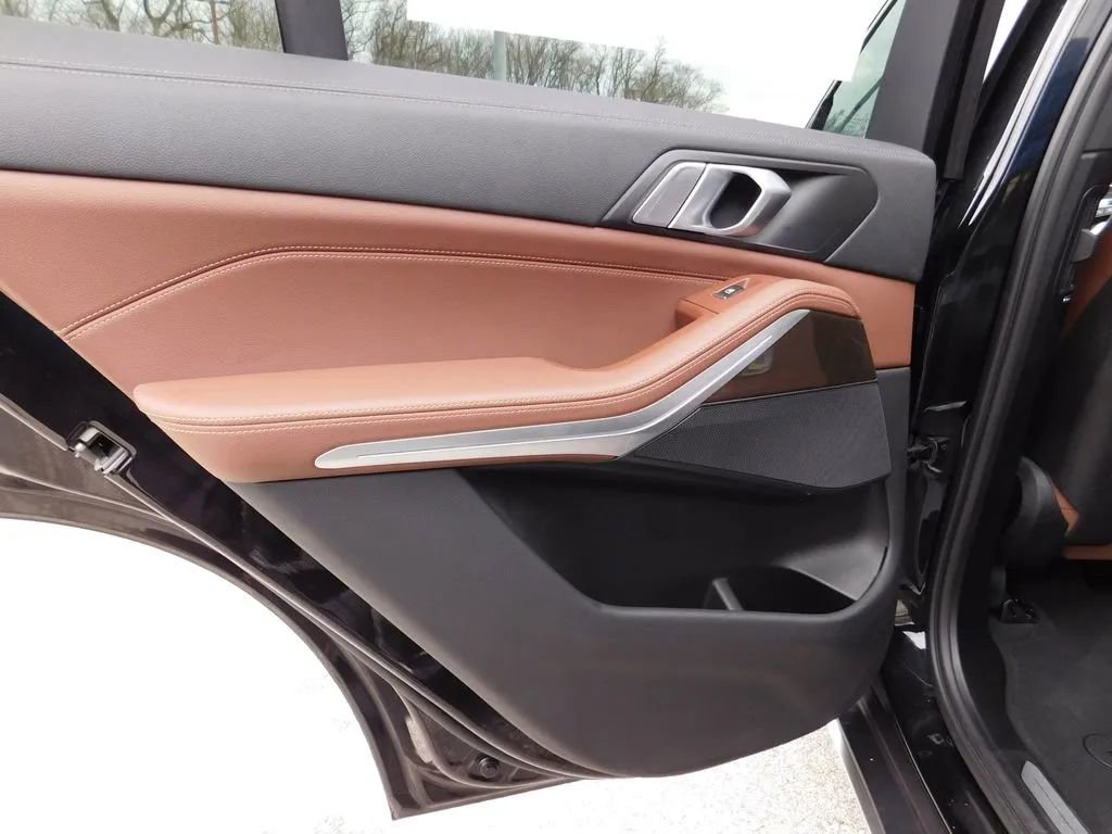 Used 2022 BMW X5 xDrive40i image 15