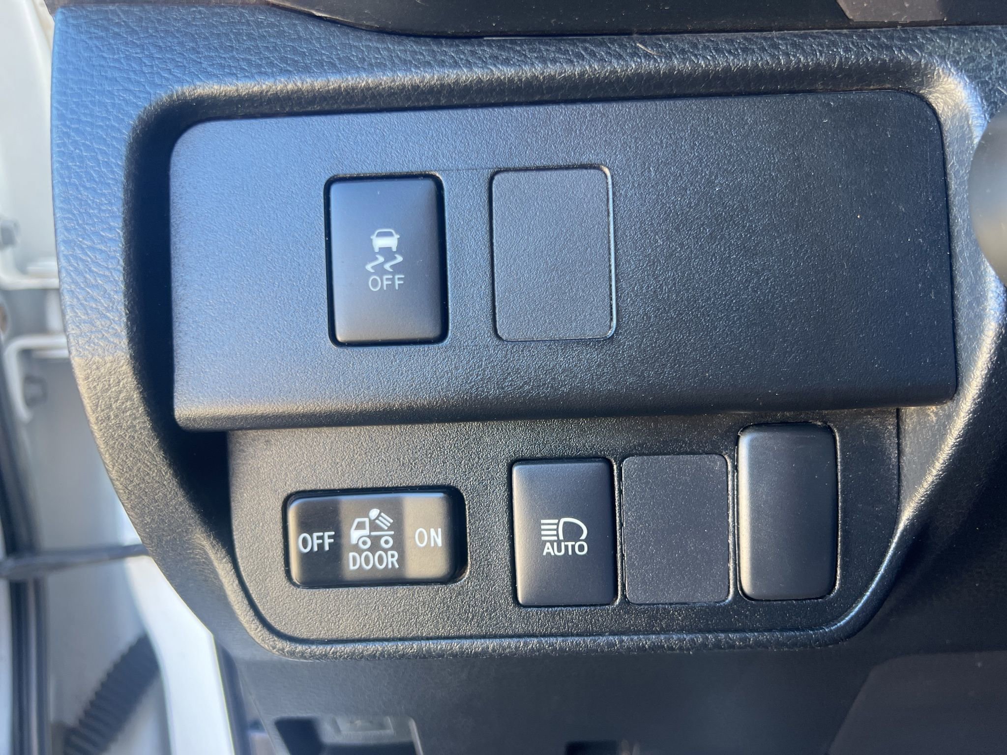 Used 2020 Toyota Tacoma SR5 image 22