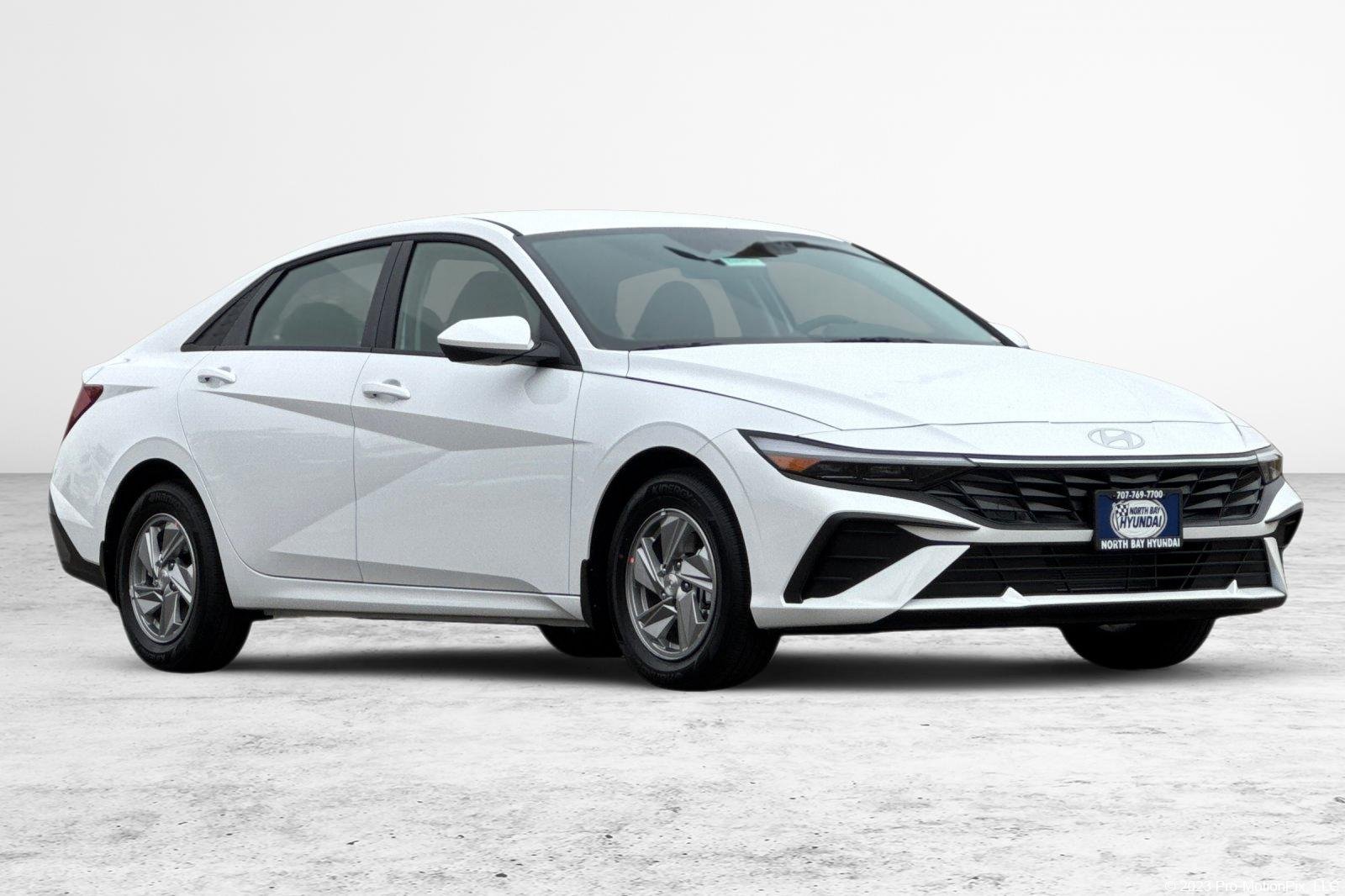 New 2026 Hyundai Elantra SE FWD image 1