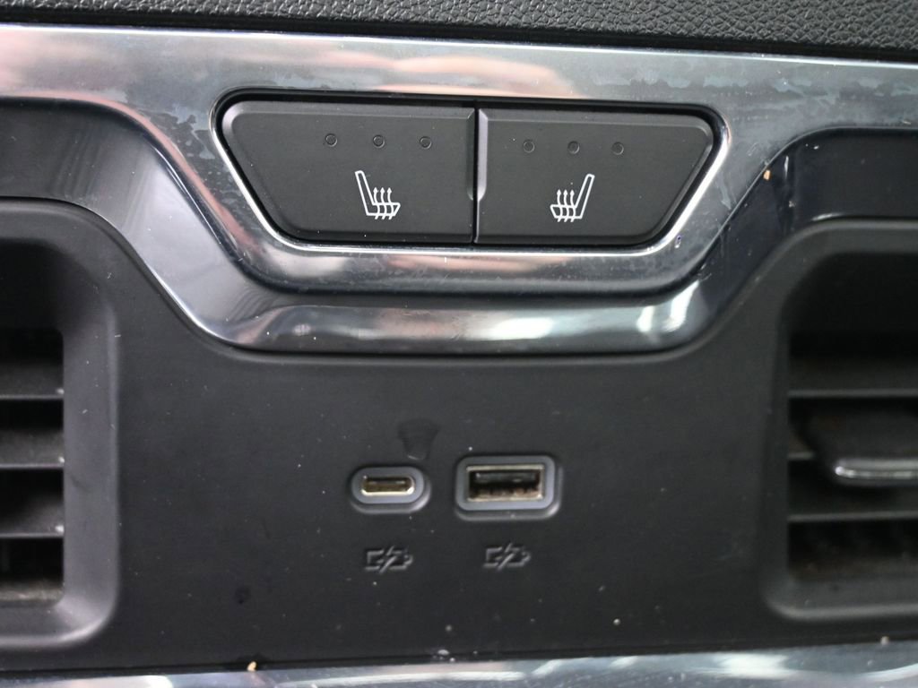 Used 2024 Chevrolet Silverado 1500 LTZ image 30