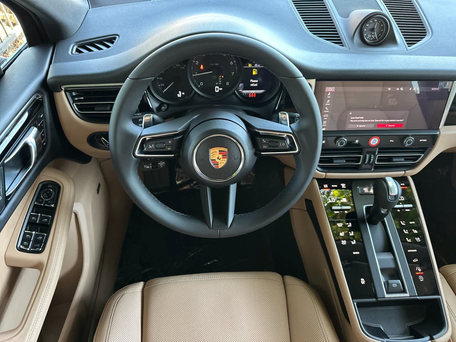 New 2026 Porsche Macan AWD/4WD image 15