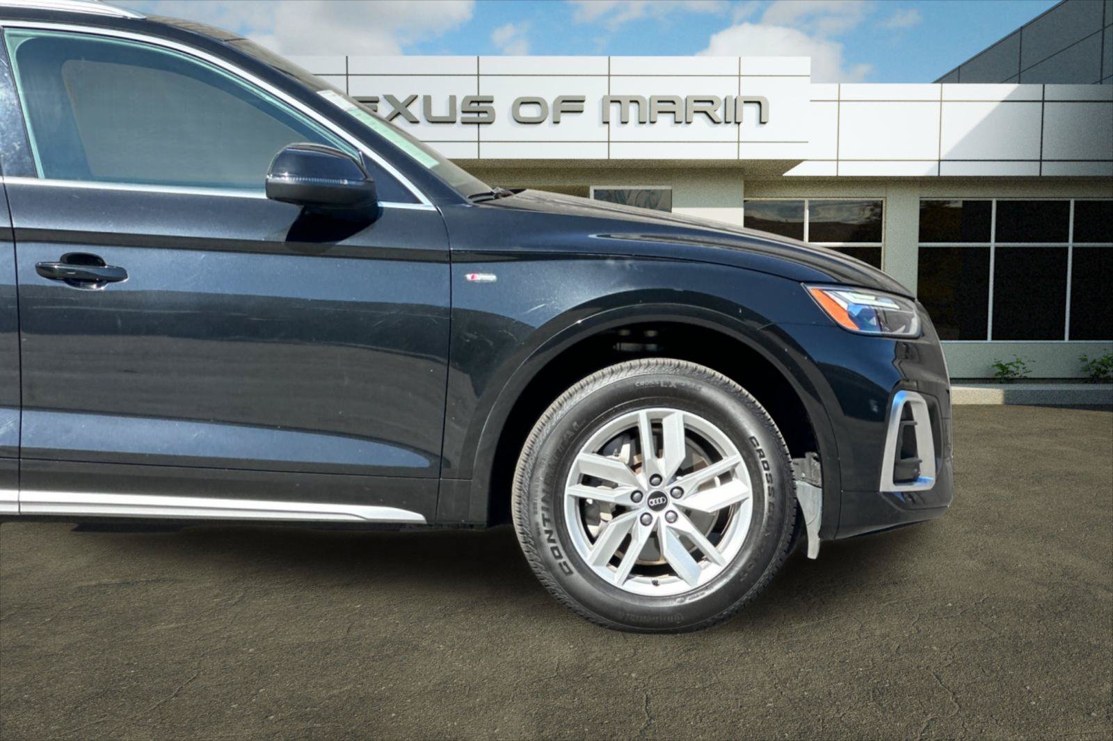 Used 2023 Audi Q5 2.0T Premium w/ Convenience Package AWD/4WD image 34