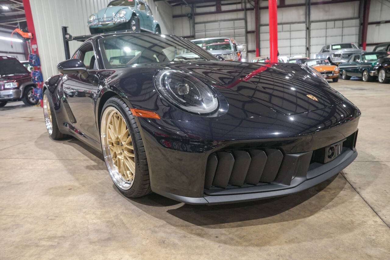 Used 2025 Porsche 911 GTS image 12