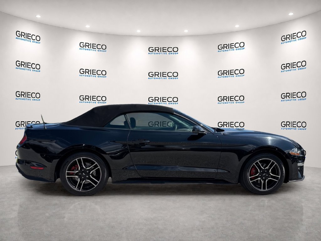 Used 2020 Ford Mustang Convertible RWD image 8