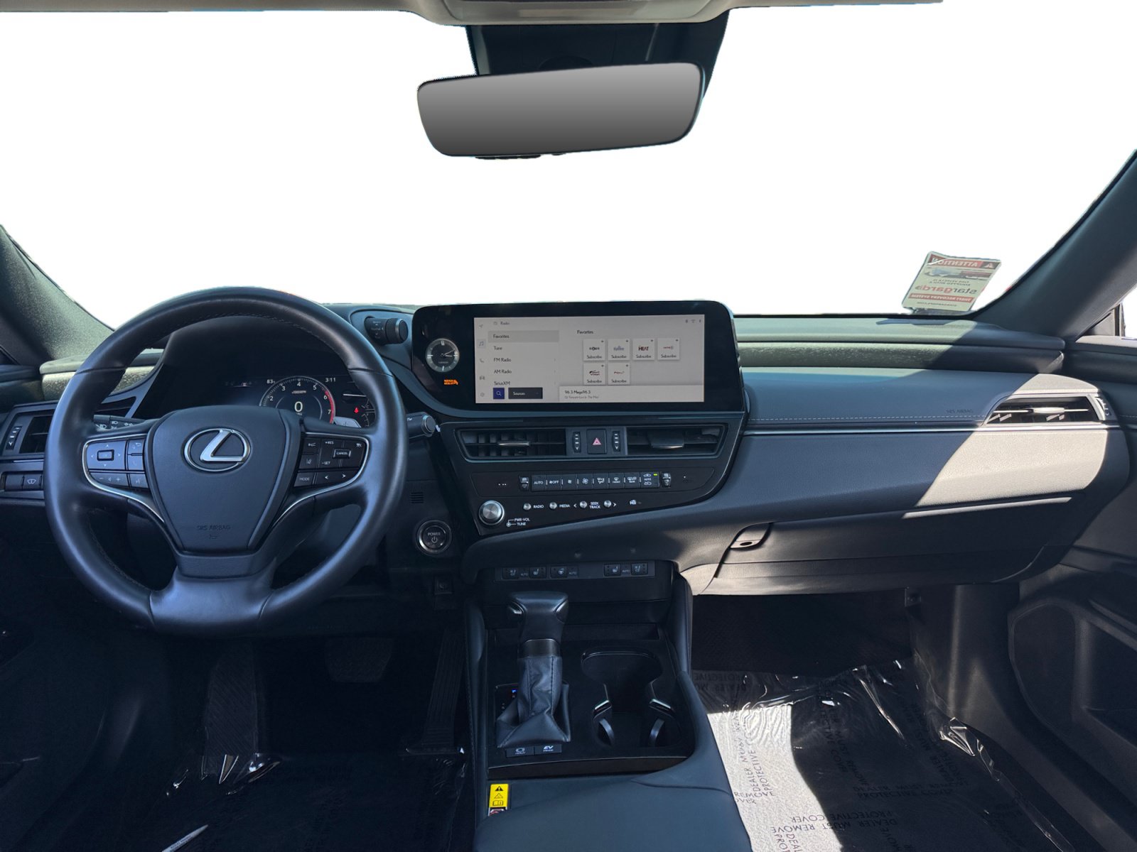 Used 2024 Lexus ES 300h w/ Premium Package FWD image 10