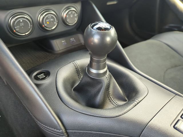 Used 2024 Nissan Z Performance w/ Heritage Edition image 30