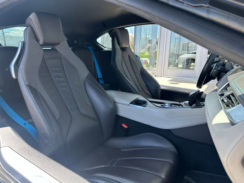 Used 2016 BMW i8 AWD/4WD image 16