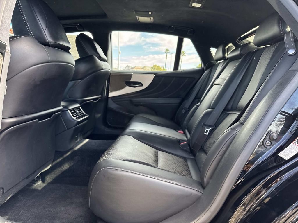 Used 2019 Lexus LS 500 image 24