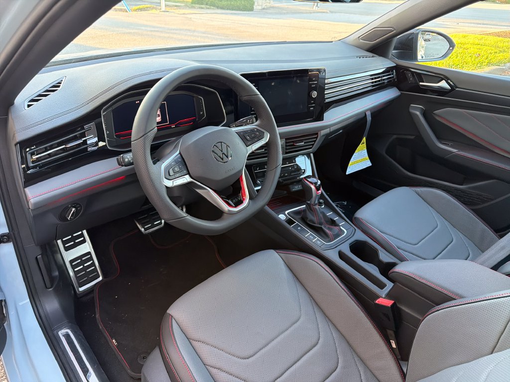 New 2027 Volkswagen Jetta GLI Autobahn FWD image 10