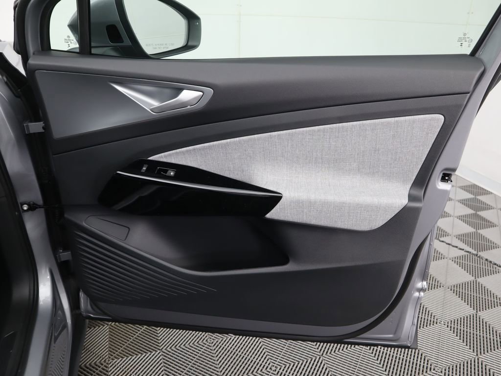 New 2026 Volkswagen ID.4 Pro image 26