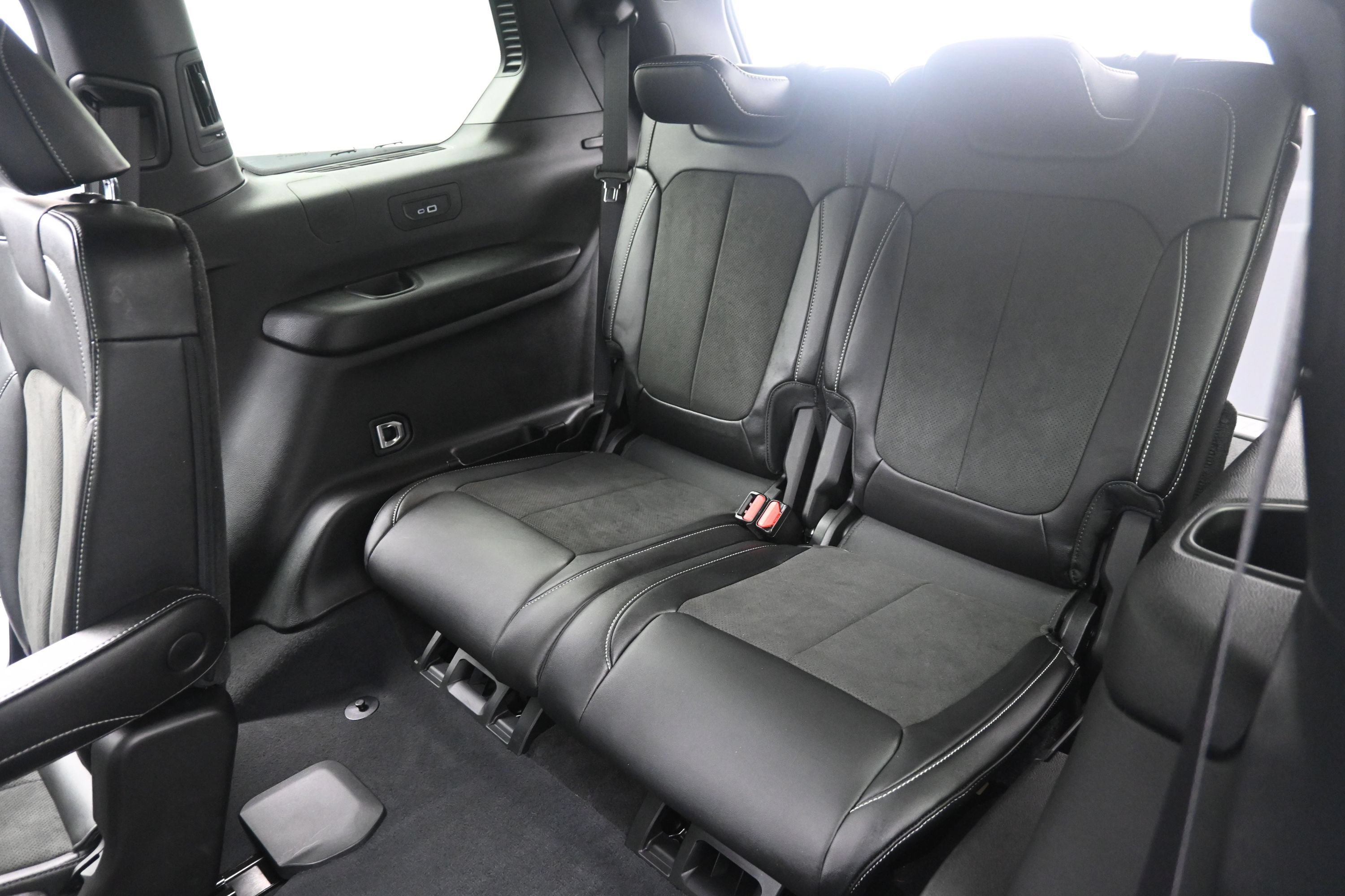Used 2023 Jeep Grand Cherokee L Laredo AWD/4WD image 39