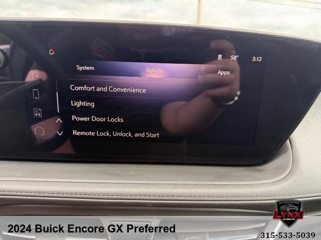 Used 2024 Buick Encore GX Preferred AWD/4WD image 21
