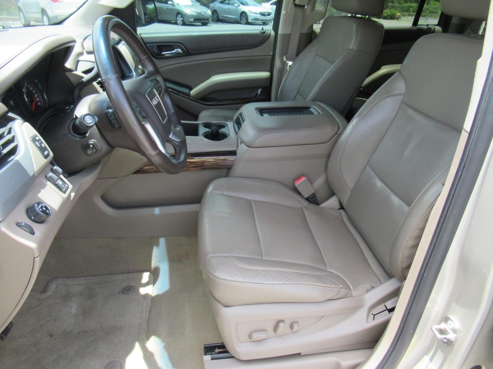 Used 2015 GMC Yukon XL SLT w/ HD Trailering Package RWD image 16